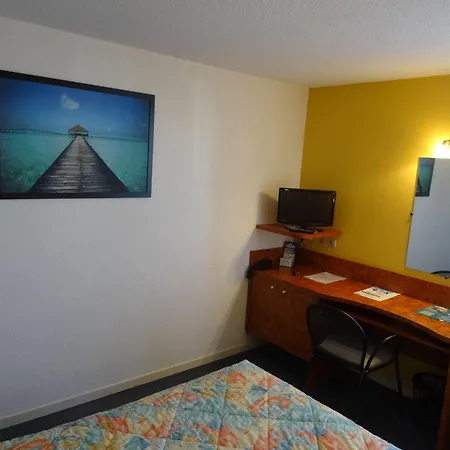 Metrhotel Cambo Otel