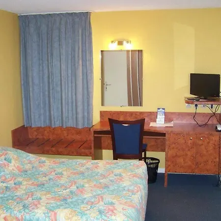 Metrhotel Cambo טולוז
