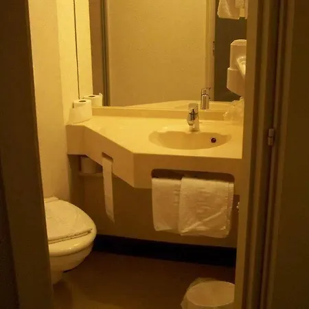 Metrhotel Cambo טולוז